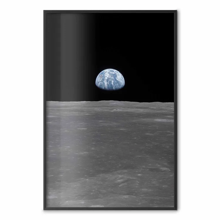 Ver Weg van Huis - uitzicht vanaf de maan op de aarde in de kosmos