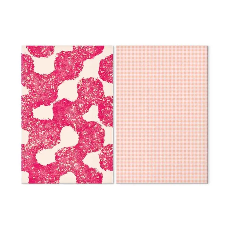 Roze composities - pastel geometrische patronen en abstracte vlekken op een lichte achtergrond
